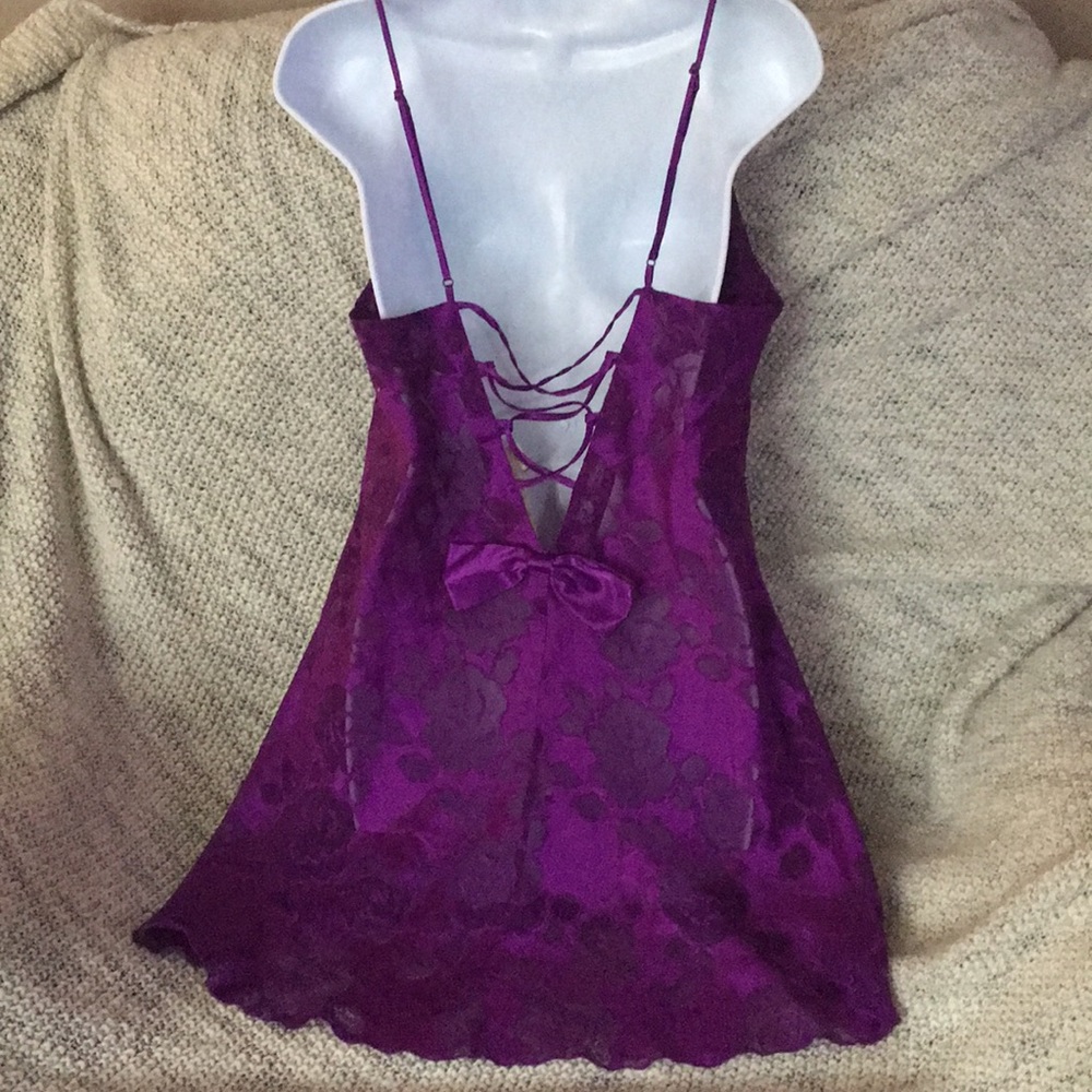 Gorgeous Victoria’s Secret Lace Up Chemise Nightgown Beautiful Purple EUC - Picture 3 of 8